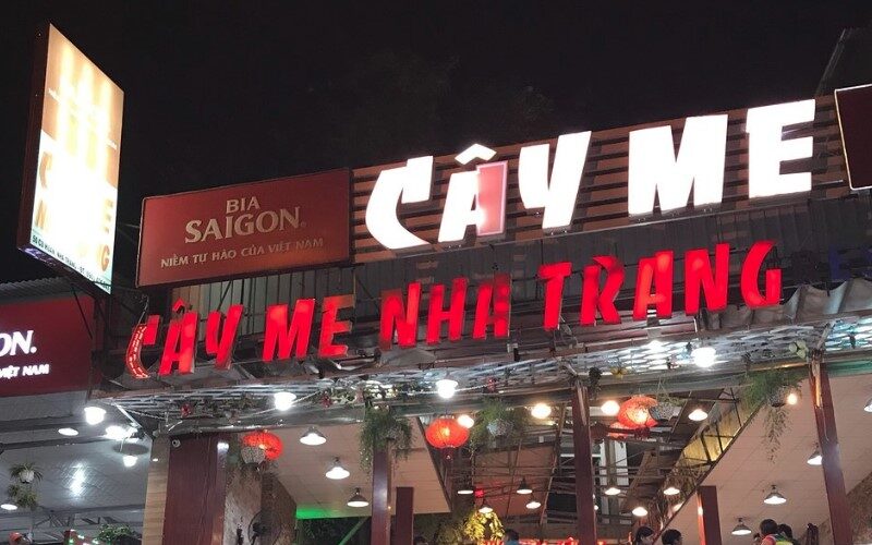 Nhà hàng Cây Me
