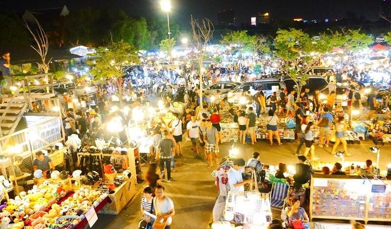 Chợ đêm Nha Trang: